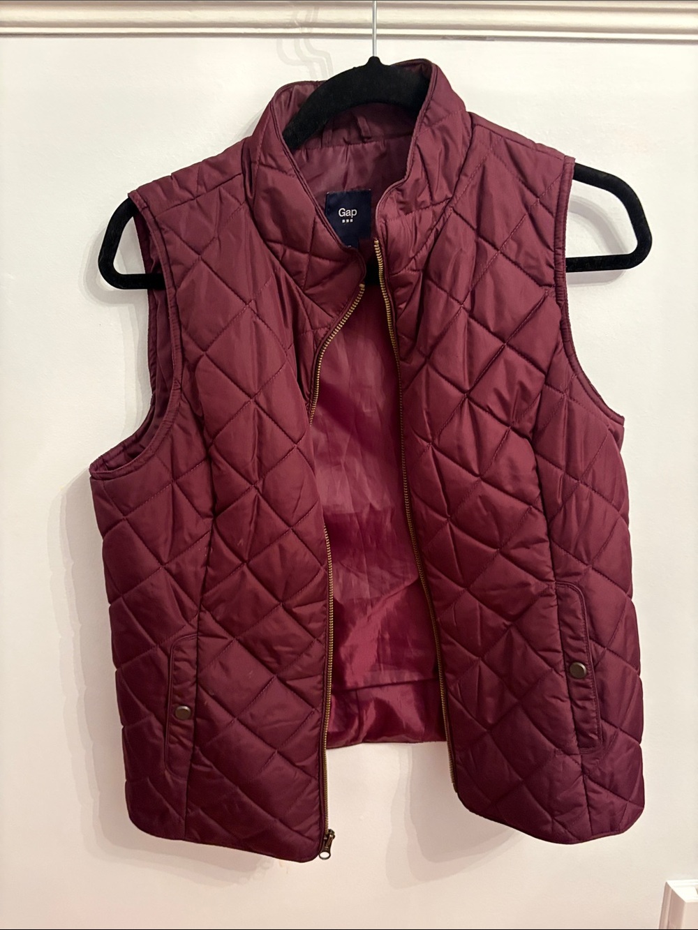 GAP Women's Quilted Wine Red Vest